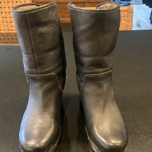 UGG Black Leather Sherpa Bootie , Size 8